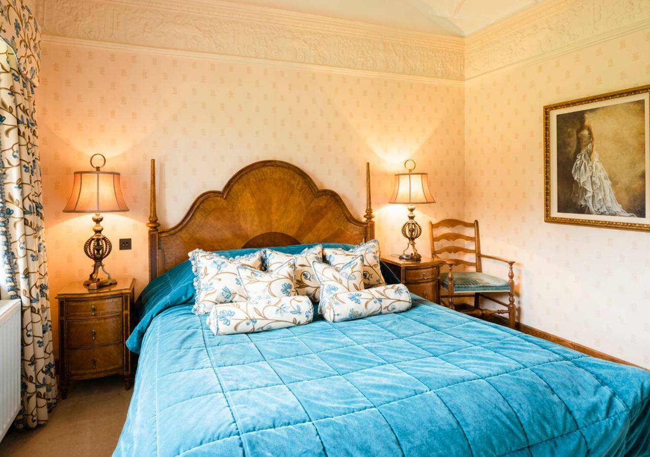 Hever Castle Luxury Bed And Breakfast Edenbridge Exterior photo